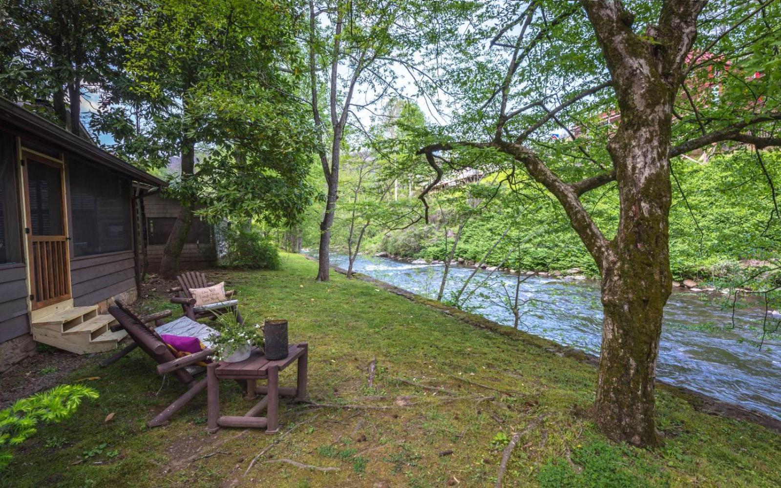 On The River Gatlinburg Bagian luar foto